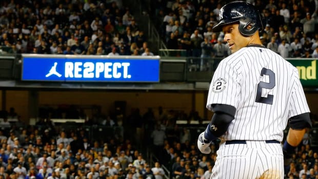 derek-jeter-number-retired.jpg